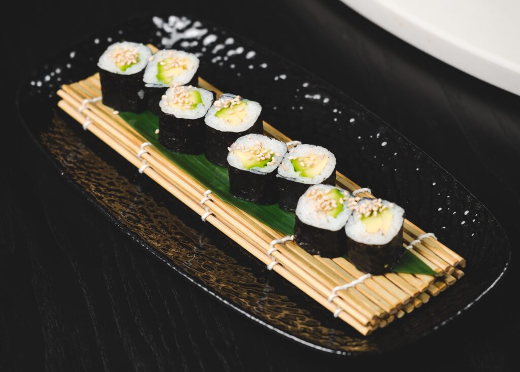 AVOCADO MAKI 1