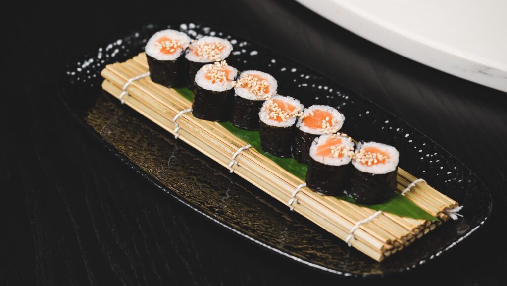 SAKE ROLL 1